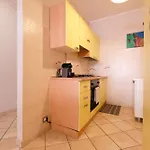 Apartment Poseidon 4 - Pineto