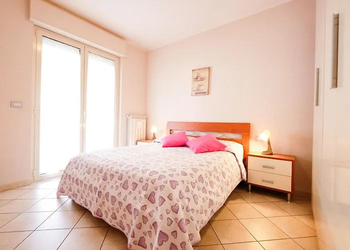 アパート Poseidon 4 -